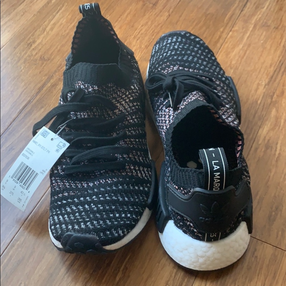Nmd_r1 Stlt Primeknit Shoes